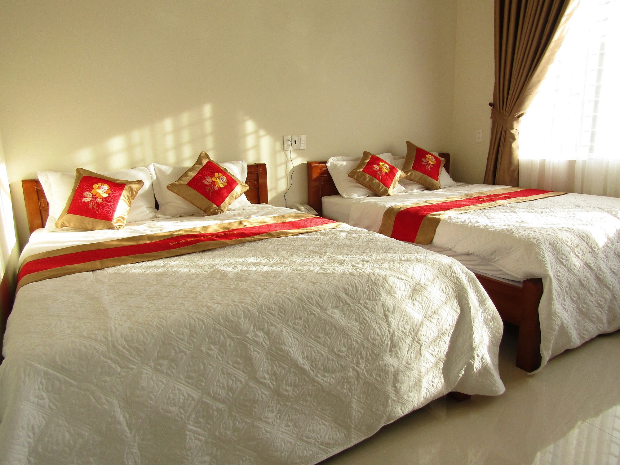 Hoang Dat Hotel Dong Hoi Extérieur photo